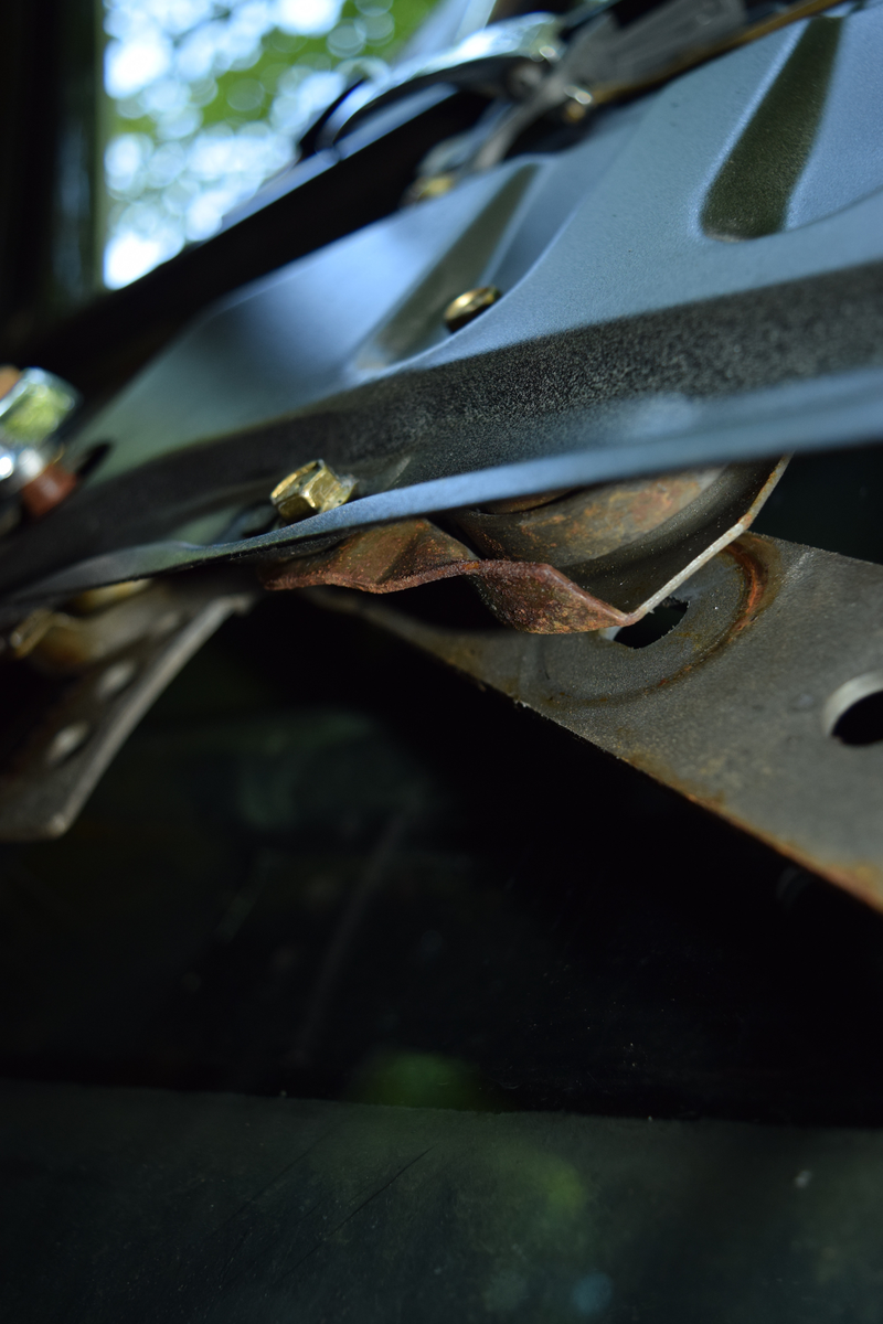 Illustration for article titled Status of Window Crank Mechanism: